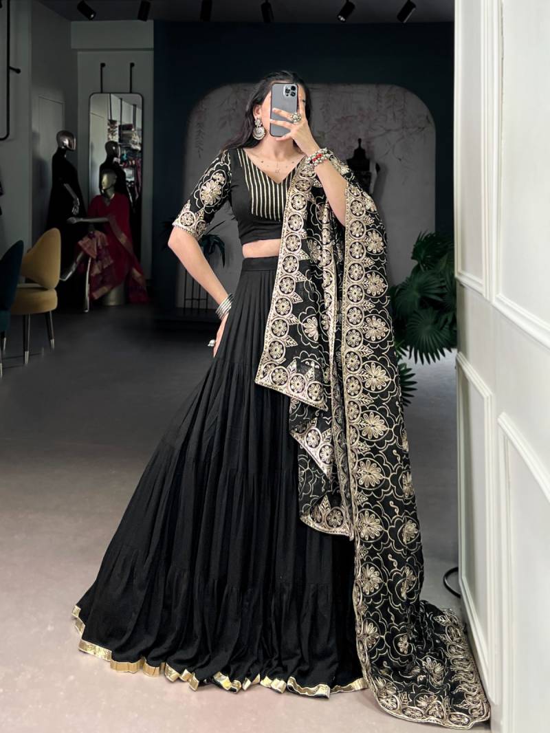 Taraa L 1691 Embroidery Navratri Lehenga Choli Collection