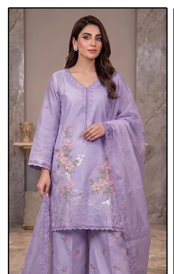 Hoor Tex 877 A To D Embroidered Salwar Kameez